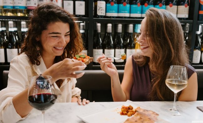 Exclusive Dolce Vita Tour with Aperitivo
